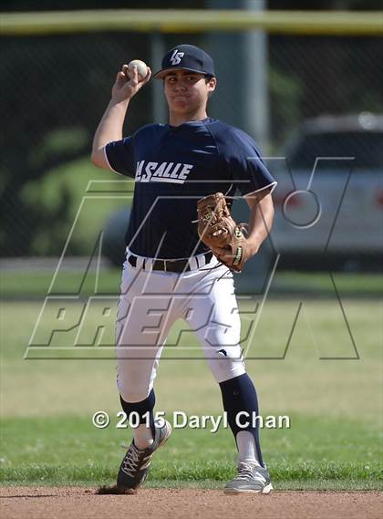 Thumbnail 1 in JV: Bishop Amat @ La Salle photogallery.