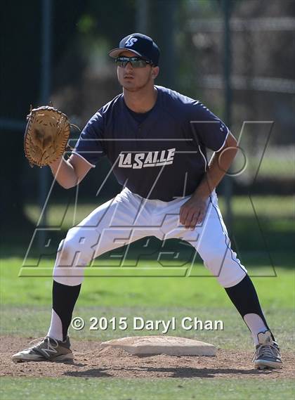 Thumbnail 3 in JV: Bishop Amat @ La Salle photogallery.