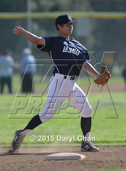 Thumbnail 2 in JV: Bishop Amat @ La Salle photogallery.