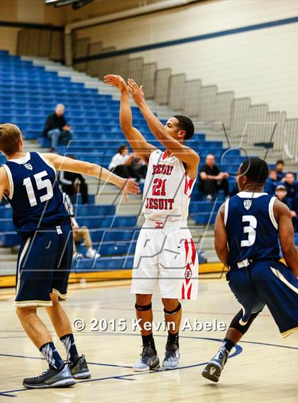 Thumbnail 3 in Regis Jesuit vs Mater Dei (Duel in the Desert) photogallery.