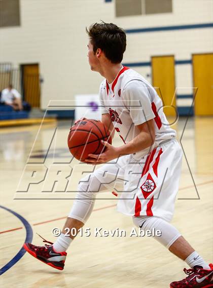 Thumbnail 1 in Regis Jesuit vs Mater Dei (Duel in the Desert) photogallery.