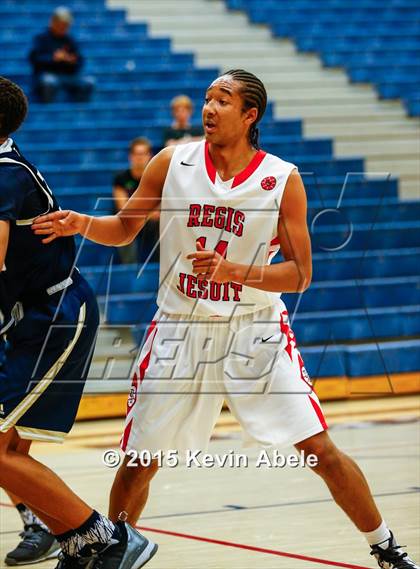 Thumbnail 2 in Regis Jesuit vs Mater Dei (Duel in the Desert) photogallery.