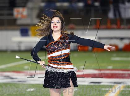 Thumbnail 2 in Gilmer vs. Mineola (UIL 3A  Bi-District Playoff) photogallery.