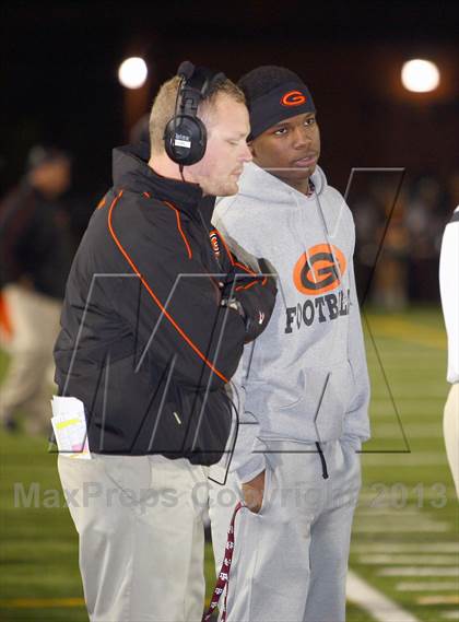 Thumbnail 3 in Gilmer vs. Mineola (UIL 3A  Bi-District Playoff) photogallery.
