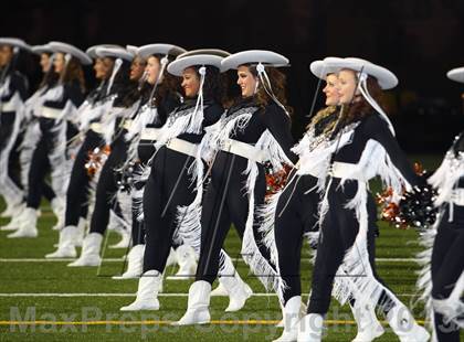Thumbnail 1 in Gilmer vs. Mineola (UIL 3A  Bi-District Playoff) photogallery.