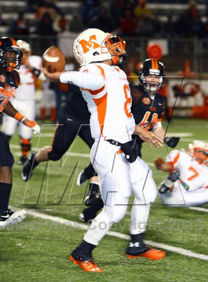 Thumbnail 1 in Gilmer vs. Mineola (UIL 3A  Bi-District Playoff) photogallery.