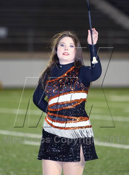 Thumbnail 3 in Gilmer vs. Mineola (UIL 3A  Bi-District Playoff) photogallery.