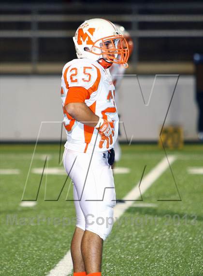 Thumbnail 2 in Gilmer vs. Mineola (UIL 3A  Bi-District Playoff) photogallery.