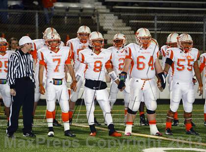 Thumbnail 3 in Gilmer vs. Mineola (UIL 3A  Bi-District Playoff) photogallery.