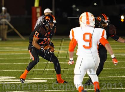 Thumbnail 1 in Gilmer vs. Mineola (UIL 3A  Bi-District Playoff) photogallery.