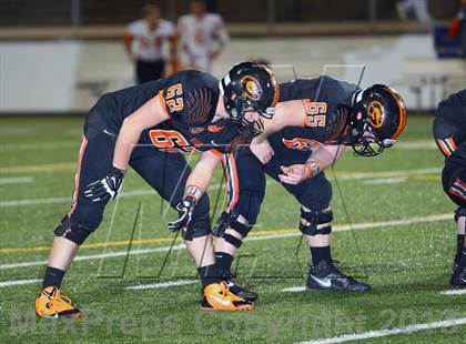 Thumbnail 1 in Gilmer vs. Mineola (UIL 3A  Bi-District Playoff) photogallery.