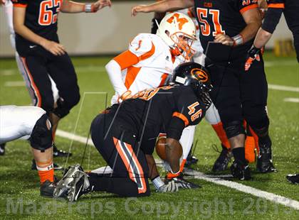 Thumbnail 3 in Gilmer vs. Mineola (UIL 3A  Bi-District Playoff) photogallery.