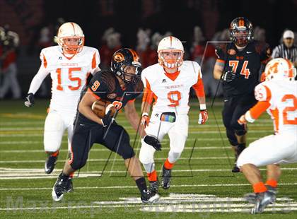 Thumbnail 3 in Gilmer vs. Mineola (UIL 3A  Bi-District Playoff) photogallery.