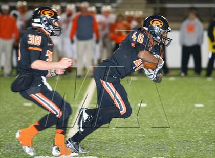 Thumbnail 2 in Gilmer vs. Mineola (UIL 3A  Bi-District Playoff) photogallery.
