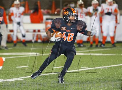 Thumbnail 1 in Gilmer vs. Mineola (UIL 3A  Bi-District Playoff) photogallery.