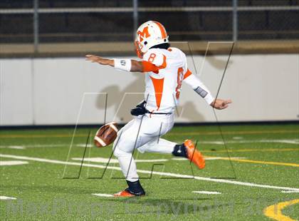 Thumbnail 1 in Gilmer vs. Mineola (UIL 3A  Bi-District Playoff) photogallery.