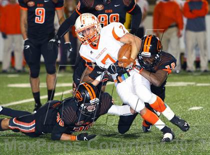 Thumbnail 3 in Gilmer vs. Mineola (UIL 3A  Bi-District Playoff) photogallery.