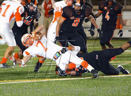 Thumbnail 1 in Gilmer vs. Mineola (UIL 3A  Bi-District Playoff) photogallery.