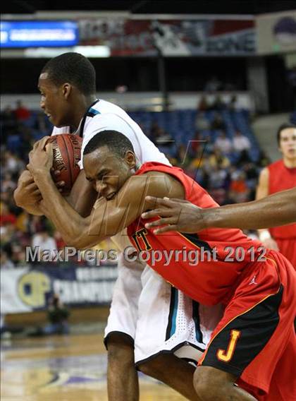 Thumbnail 2 in Sheldon vs. Jesuit (CIF D1 NorCal Regional Final) photogallery.