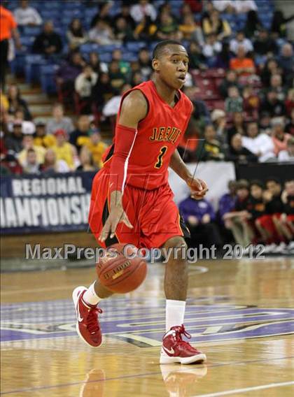 Thumbnail 1 in Sheldon vs. Jesuit (CIF D1 NorCal Regional Final) photogallery.