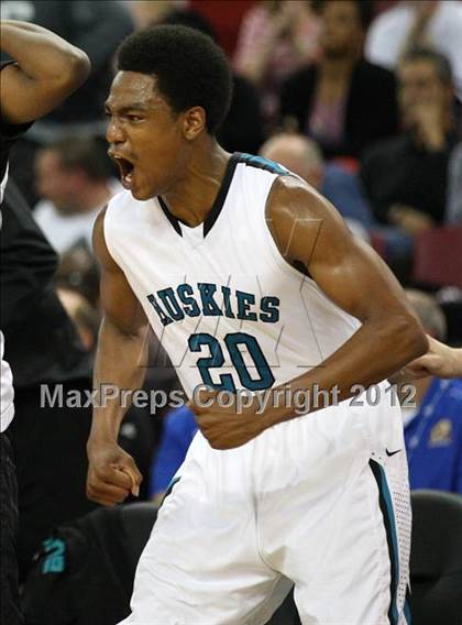 Thumbnail 3 in Sheldon vs. Jesuit (CIF D1 NorCal Regional Final) photogallery.