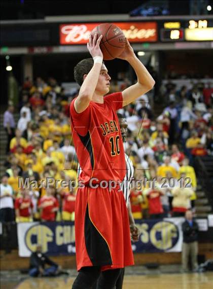 Thumbnail 3 in Sheldon vs. Jesuit (CIF D1 NorCal Regional Final) photogallery.