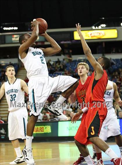 Thumbnail 2 in Sheldon vs. Jesuit (CIF D1 NorCal Regional Final) photogallery.