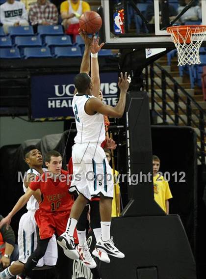 Thumbnail 2 in Sheldon vs. Jesuit (CIF D1 NorCal Regional Final) photogallery.