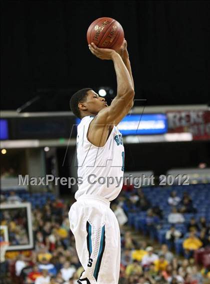 Thumbnail 3 in Sheldon vs. Jesuit (CIF D1 NorCal Regional Final) photogallery.