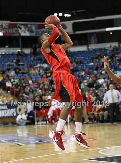 Thumbnail 1 in Sheldon vs. Jesuit (CIF D1 NorCal Regional Final) photogallery.