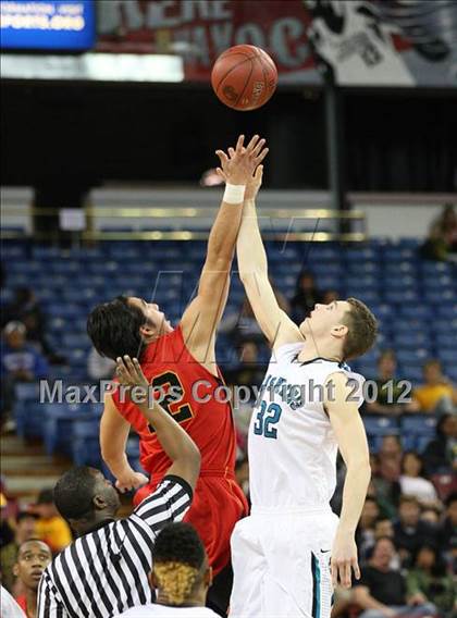 Thumbnail 2 in Sheldon vs. Jesuit (CIF D1 NorCal Regional Final) photogallery.
