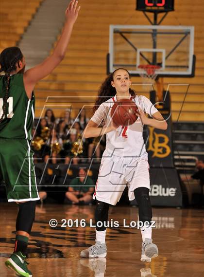 Thumbnail 1 in Mater Dei vs. Cajon (CIF SoCal Regional D2 Final) photogallery.
