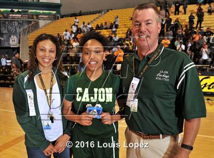 Thumbnail 3 in Mater Dei vs. Cajon (CIF SoCal Regional D2 Final) photogallery.