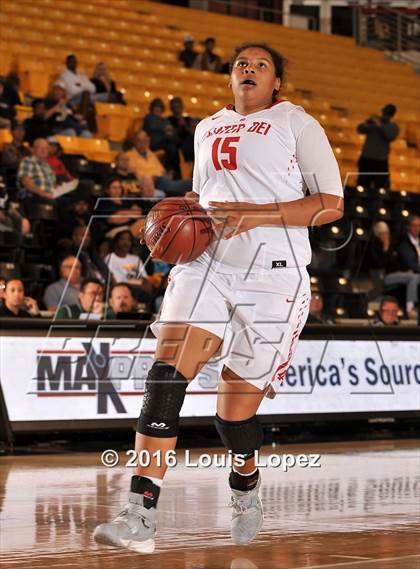 Thumbnail 2 in Mater Dei vs. Cajon (CIF SoCal Regional D2 Final) photogallery.