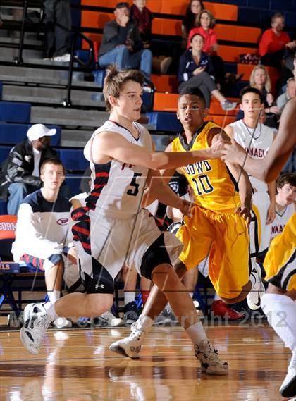 Thumbnail 2 in Pinnacle vs. Bishop O'Dowd (Tarkanian Classic) photogallery.