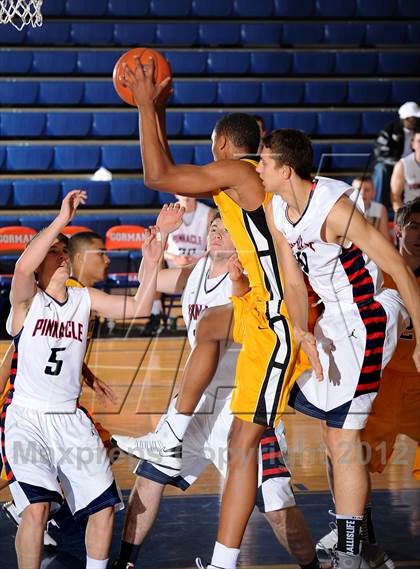 Thumbnail 3 in Pinnacle vs. Bishop O'Dowd (Tarkanian Classic) photogallery.