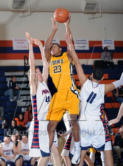 Thumbnail 2 in Pinnacle vs. Bishop O'Dowd (Tarkanian Classic) photogallery.