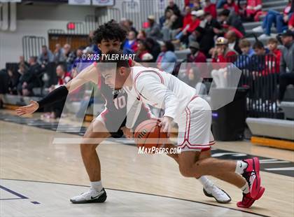 Thumbnail 3 in Plainfield vs. New Albany (Sneakers for Santa Shootout) photogallery.