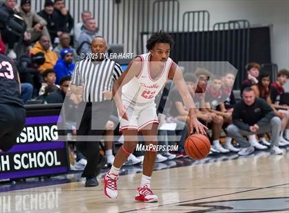 Thumbnail 3 in Plainfield vs. New Albany (Sneakers for Santa Shootout) photogallery.