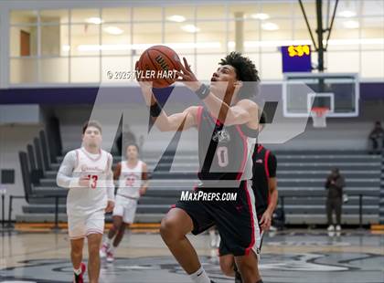 Thumbnail 2 in Plainfield vs. New Albany (Sneakers for Santa Shootout) photogallery.