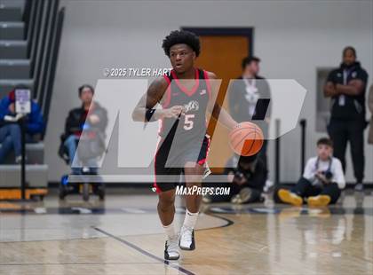 Thumbnail 2 in Plainfield vs. New Albany (Sneakers for Santa Shootout) photogallery.