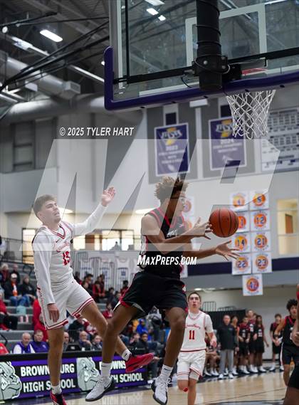 Thumbnail 2 in Plainfield vs. New Albany (Sneakers for Santa Shootout) photogallery.