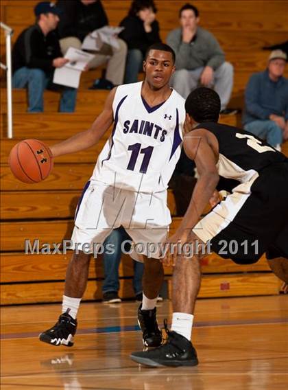 Thumbnail 3 in St. Raphael Academy vs St. Anthony's (Catholic School Showcase) photogallery.