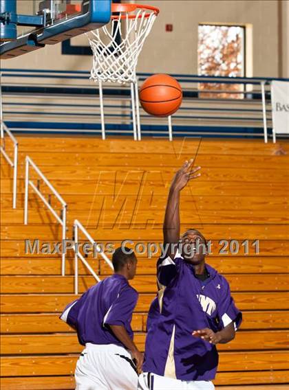 Thumbnail 2 in St. Raphael Academy vs St. Anthony's (Catholic School Showcase) photogallery.