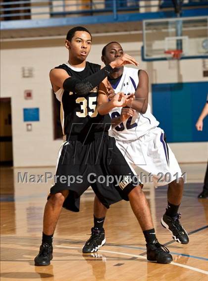 Thumbnail 2 in St. Raphael Academy vs St. Anthony's (Catholic School Showcase) photogallery.