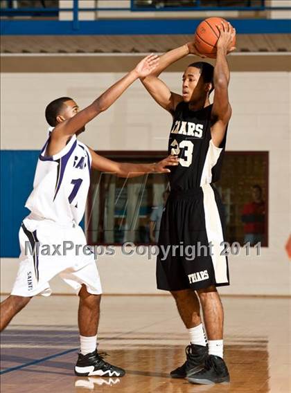 Thumbnail 2 in St. Raphael Academy vs St. Anthony's (Catholic School Showcase) photogallery.