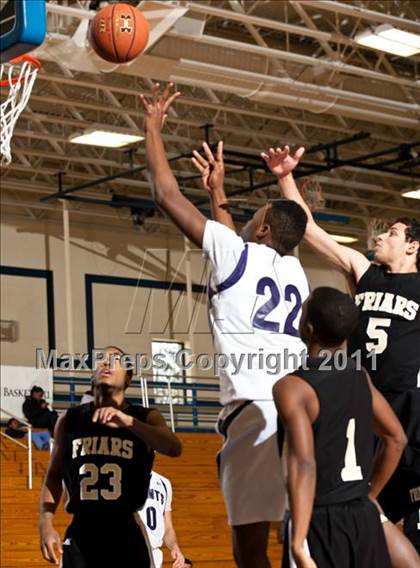 Thumbnail 3 in St. Raphael Academy vs St. Anthony's (Catholic School Showcase) photogallery.