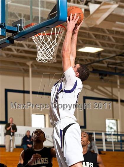 Thumbnail 3 in St. Raphael Academy vs St. Anthony's (Catholic School Showcase) photogallery.