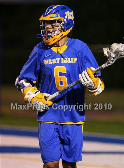 Thumbnail 3 in West Islip vs. Farmingdale (NYSPHSAA Class A Quarterfinal) photogallery.