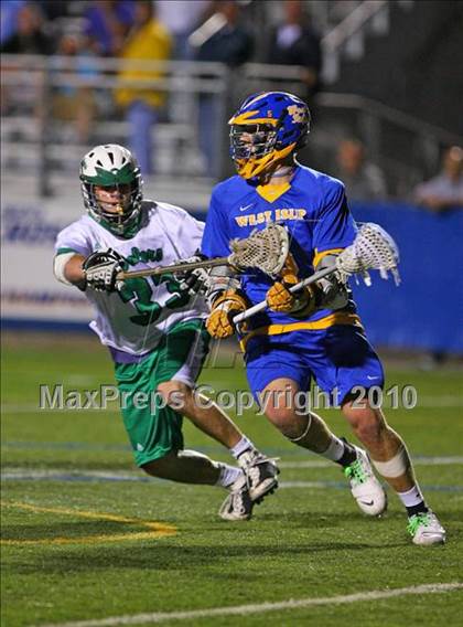 Thumbnail 3 in West Islip vs. Farmingdale (NYSPHSAA Class A Quarterfinal) photogallery.